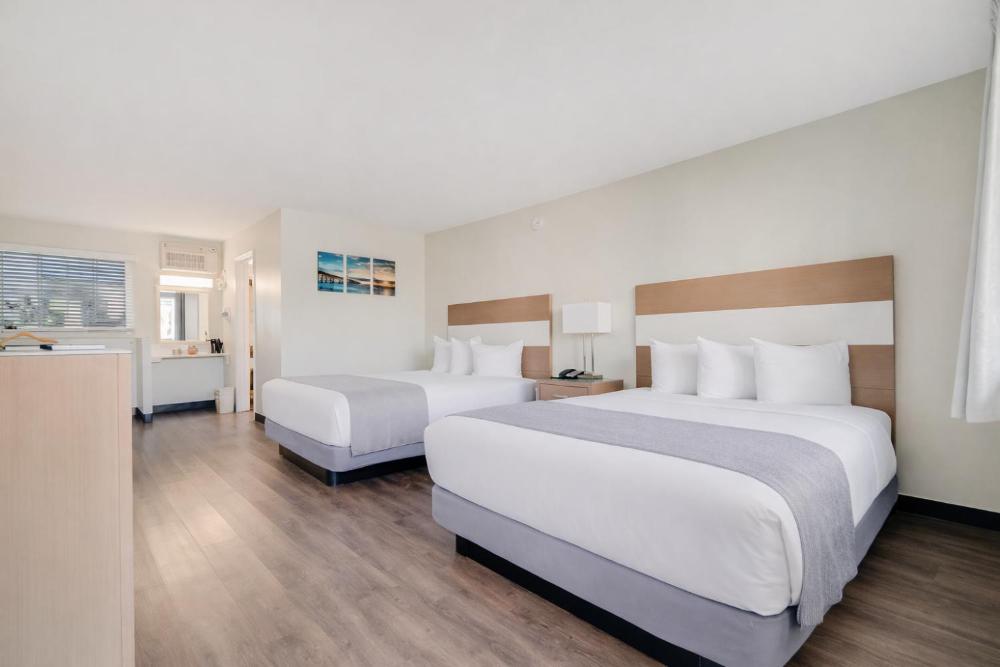 Queen Room with Two Queen Beds - Disability Access interior